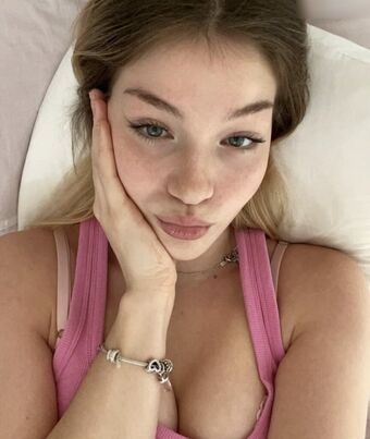 CutieKelly Nude Leaks OnlyFans Photo 7