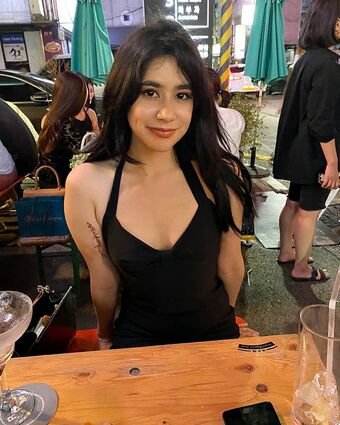 Elise ASMR Nude Leaks OnlyFans Photo 7