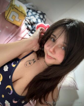 Julie Kitty Nude Leaks OnlyFans Photo 28