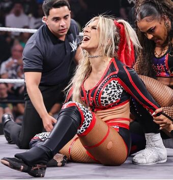 Karmen Petrovic Nude Leaks OnlyFans Photo 135