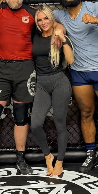 Karmen Petrovic Nude Leaks OnlyFans Photo 133