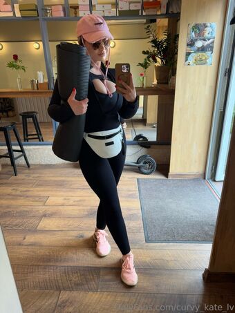 curvy_kate_lv Nude Leaks OnlyFans Photo 54