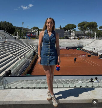 Laura Robson Nude Leaks OnlyFans Photo 23