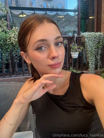 lucy_twinkle Nude Leaks OnlyFans Photo 17
