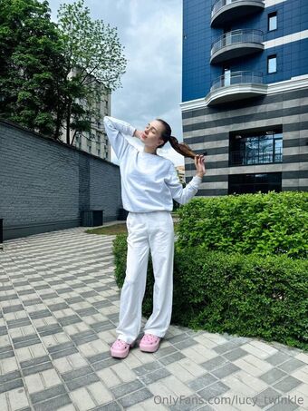 lucy_twinkle Nude Leaks OnlyFans Photo 22