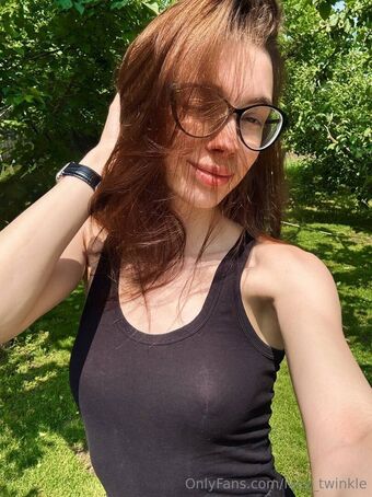 lucy_twinkle Nude Leaks OnlyFans Photo 24