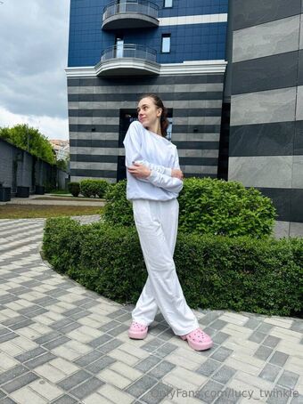 lucy_twinkle Nude Leaks OnlyFans Photo 23