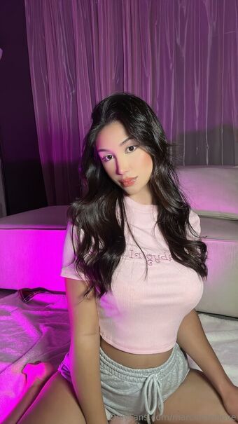 marcimoral Nude Leaks OnlyFans Photo 19