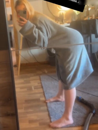 Maze.bnn Nude Leaks OnlyFans Photo 21