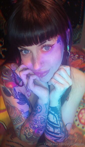 milkyalien Nude Leaks OnlyFans Photo 18