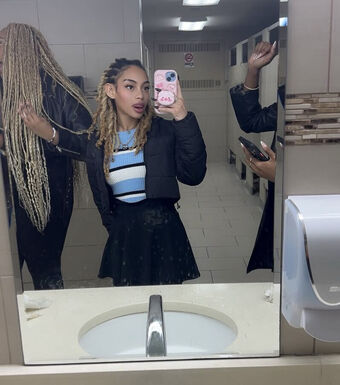 Nalasworld33 Nude Leaks OnlyFans Photo 6