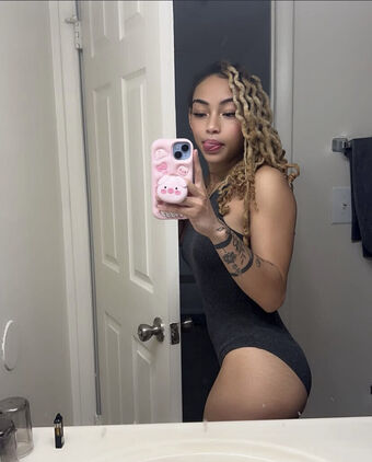 Nalasworld33 Nude Leaks OnlyFans Photo 3