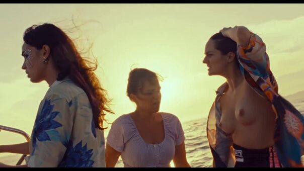 Noemie Merlant Nude Leaks OnlyFans Photo 65