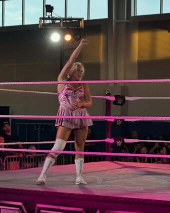 Olena Sadovska Nude Leaks OnlyFans Photo 38