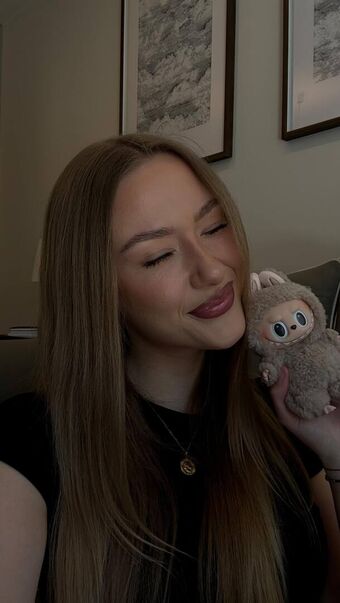 Oliwia Petryna Nude Leaks OnlyFans Photo 15