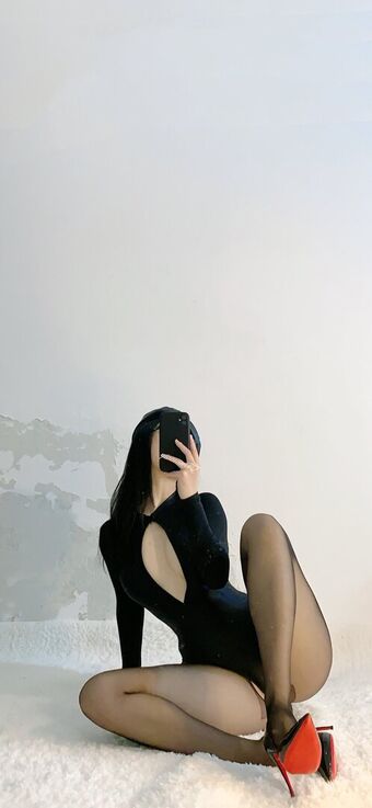 俏妞qiaoniuTT Nude Leaks OnlyFans Photo 17