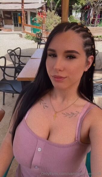 vanessa.cherry18 Nude Leaks OnlyFans Photo 24